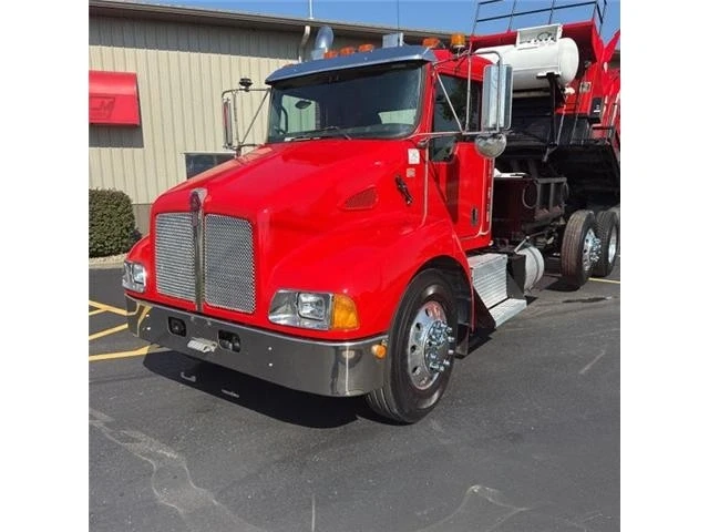 2008 Kenworth - Image 4 of 21