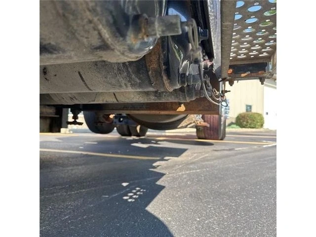 2008 Kenworth - Image 12 of 21
