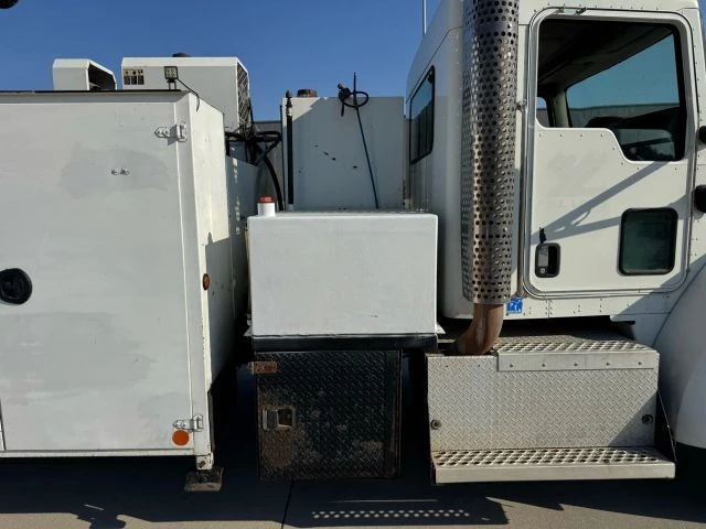 2008 Kenworth T370 - Image 18 of 21