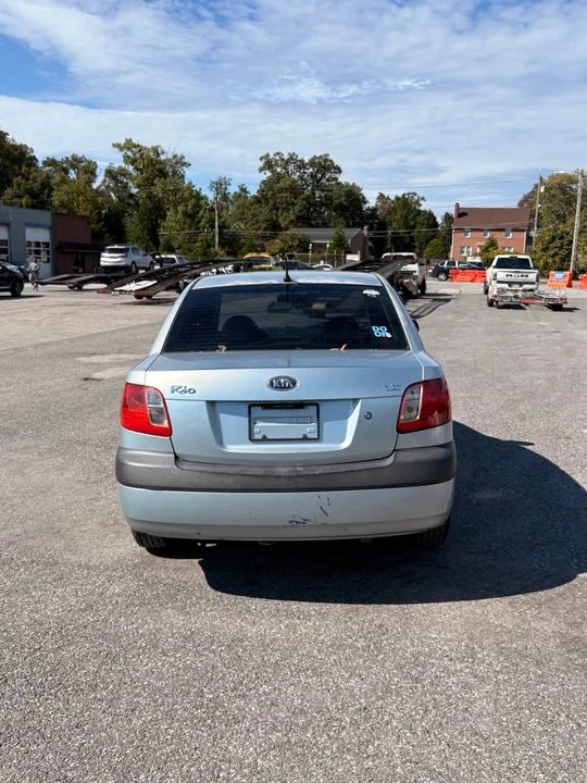 2008 Kia Rio - Image 5 of 11