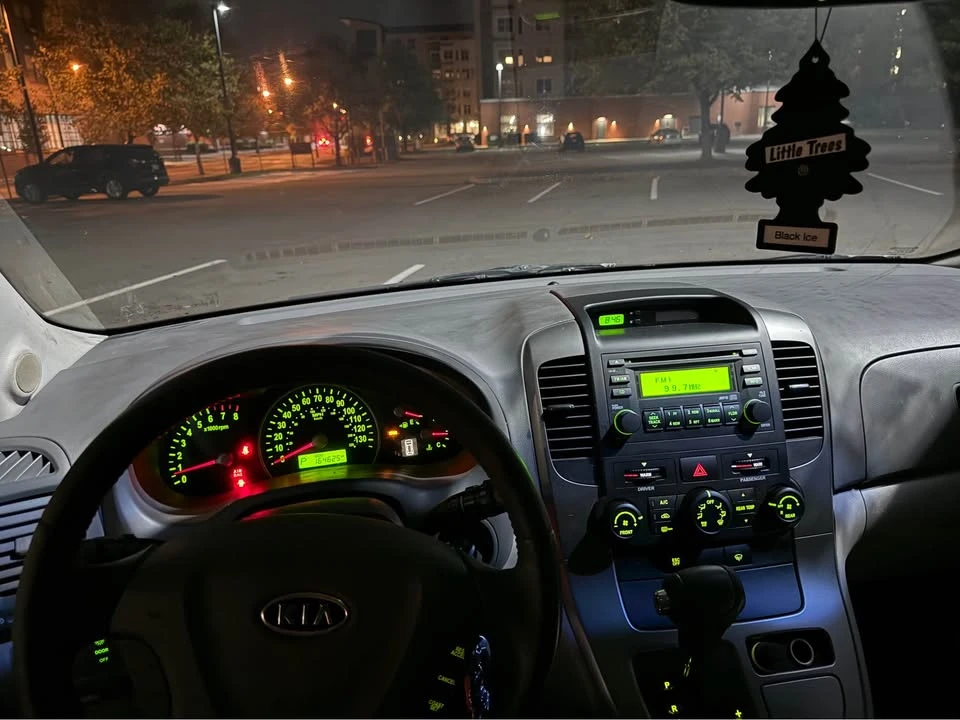 2008 Kia - Image 4 of 9