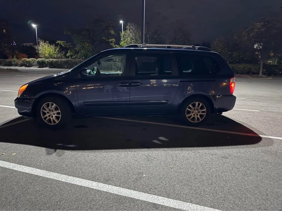 2008 Kia - Image 3 of 9