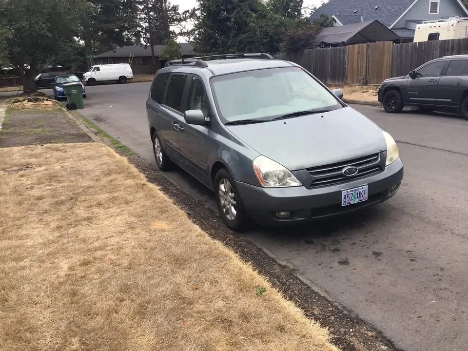 2008 Kia - Image 2 of 6