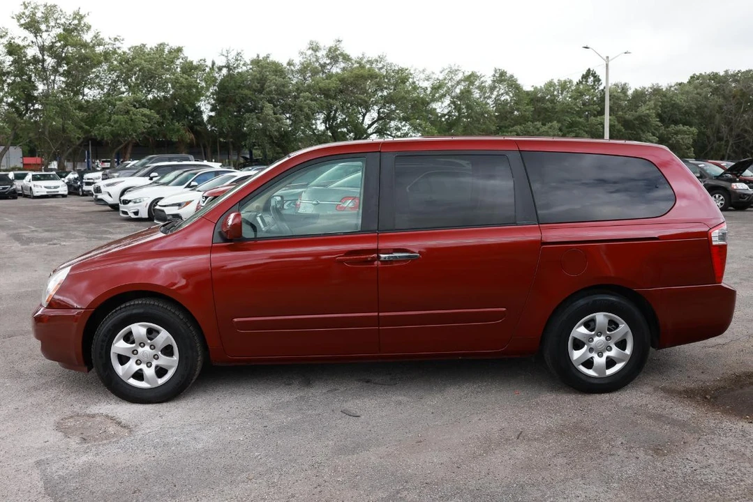 2008 Kia Carnival - Image 3 of 21
