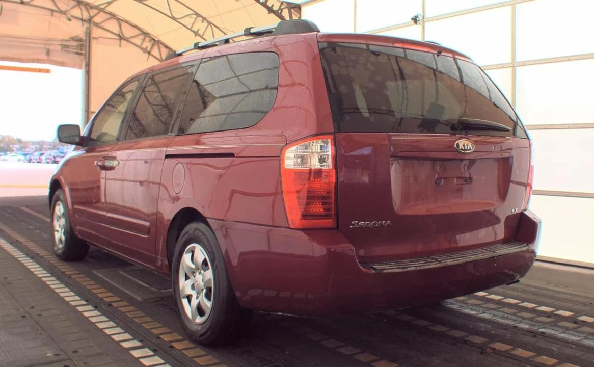 2008 Kia Carnival - Image 6 of 13