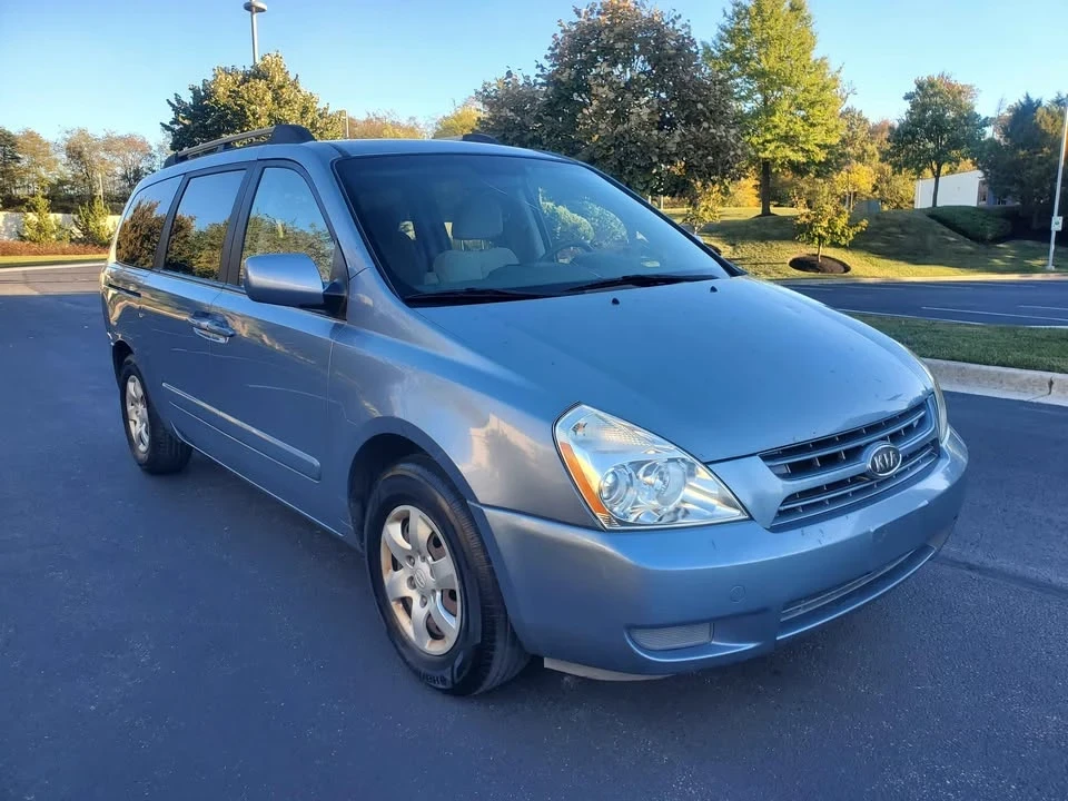 2008 Kia Carnival - Image 3 of 18