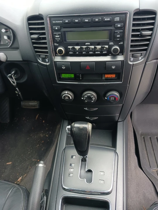 2008 Kia Sorento - Image 9 of 21