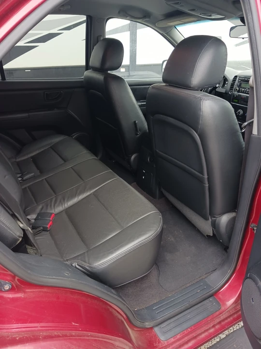 2008 Kia Sorento - Image 7 of 21
