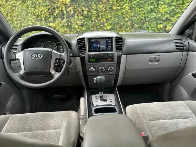 2008 Kia Sorento - Image 13 of 19