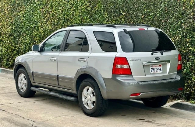 2008 Kia Sorento - Image 8 of 19