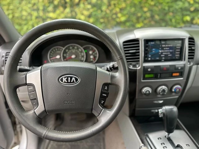 2008 Kia Sorento - Image 12 of 19