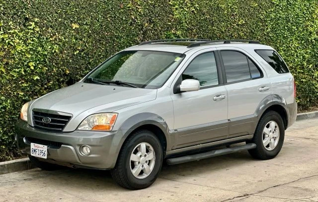2008 Kia Sorento - Image 7 of 19