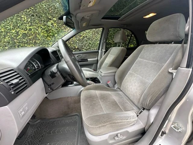 2008 Kia Sorento - Image 17 of 19