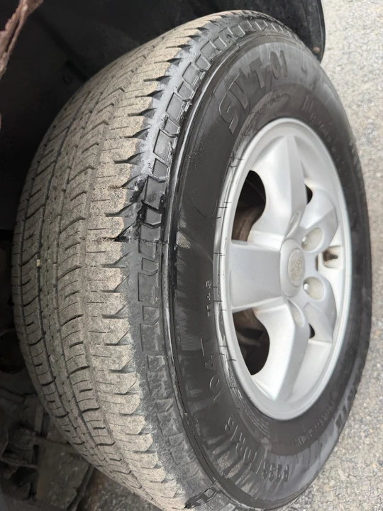 2008 Kia Sorento - Image 10 of 21