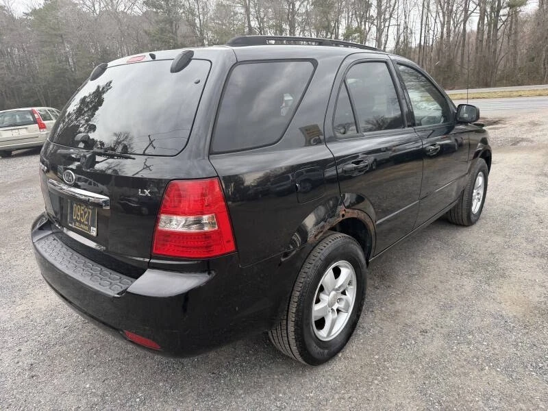 2008 Kia Sorento - Image 10 of 21