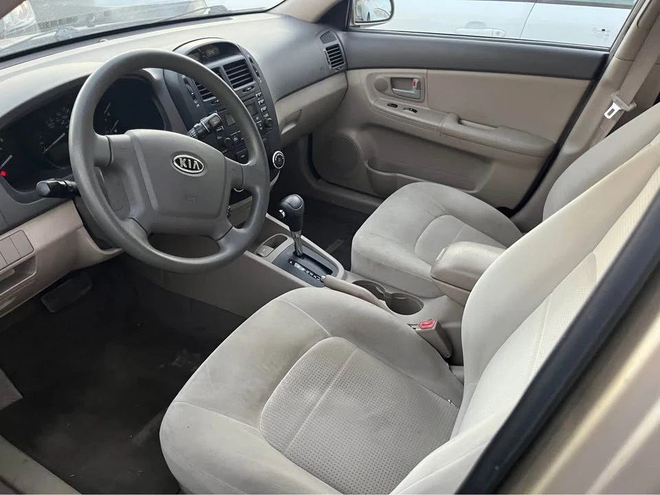 2008 Kia Spectra - Image 4 of 15