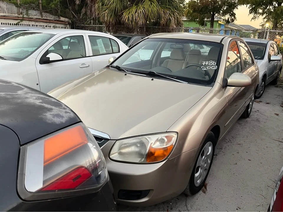 2008 Kia Spectra - Image 7 of 15