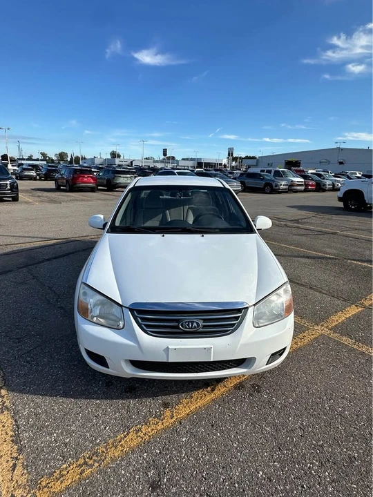 2008 Kia Spectra - Image 3 of 11