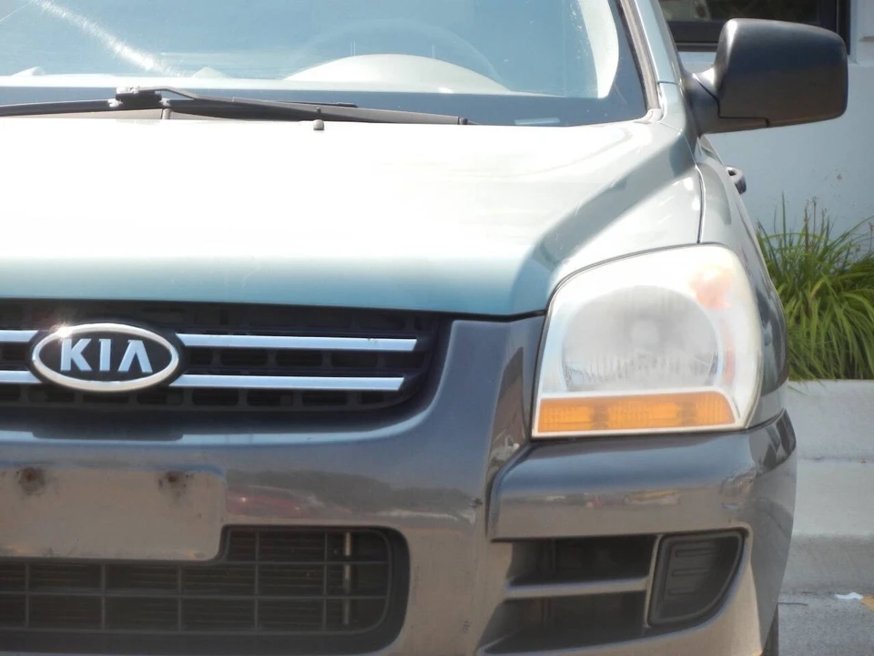 2008 Kia Sportage - Image 8 of 21