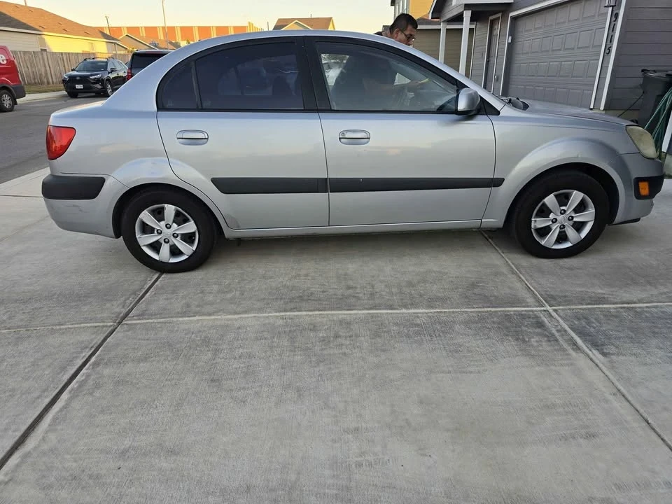 2008 Kia Rio - Image 6 of 13