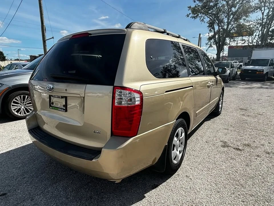 2008 Kia Carnival - Image 6 of 18