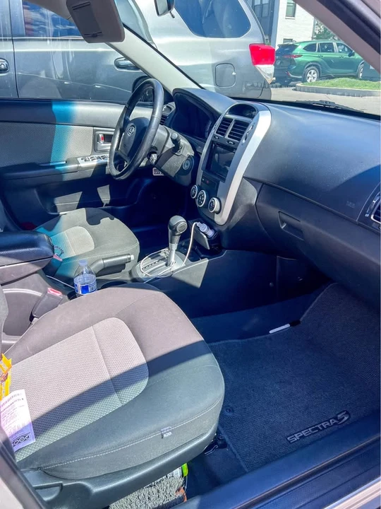 2008 Kia Spectra - Image 4 of 6