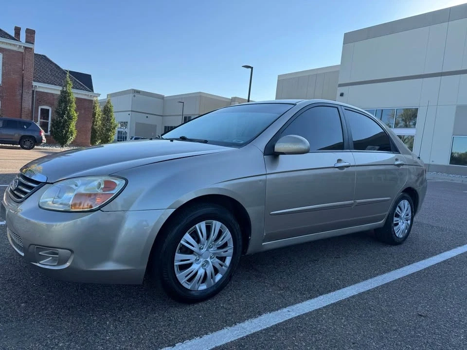 2008 Kia Spectra - Image 4 of 7