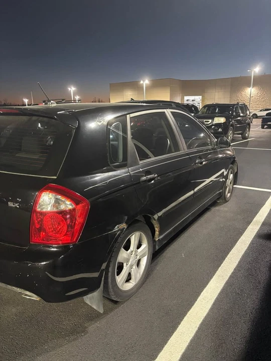 2008 Kia Spectra - Image 3 of 5