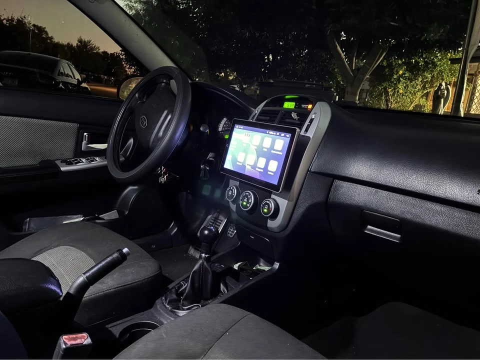 2008 Kia Spectra - Image 7 of 10