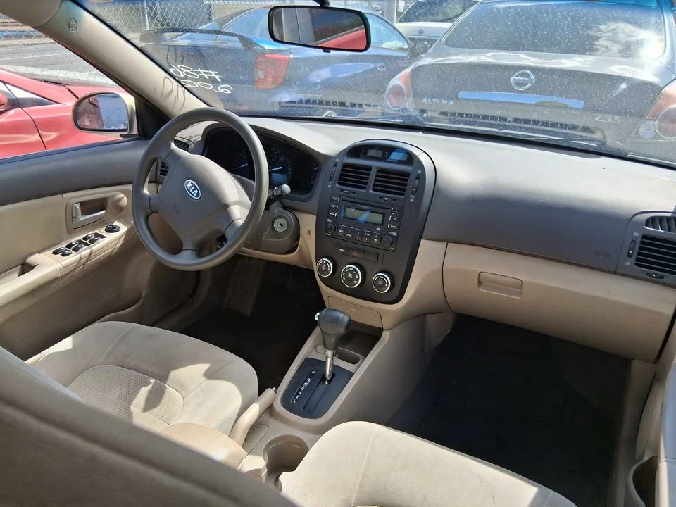 2008 Kia Spectra - Image 8 of 11