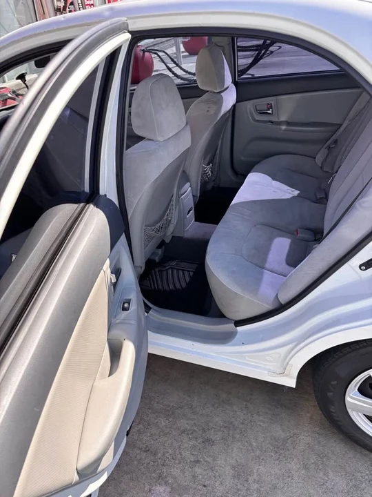 2008 Kia Spectra - Image 4 of 7