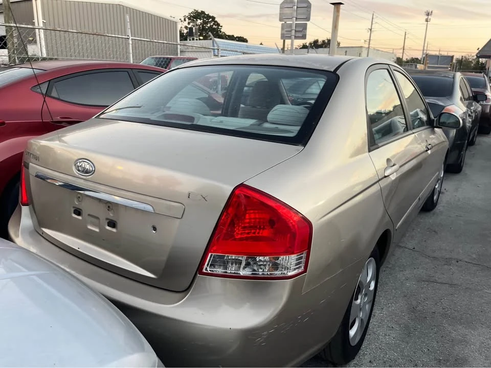2008 Kia Spectra - Image 5 of 15