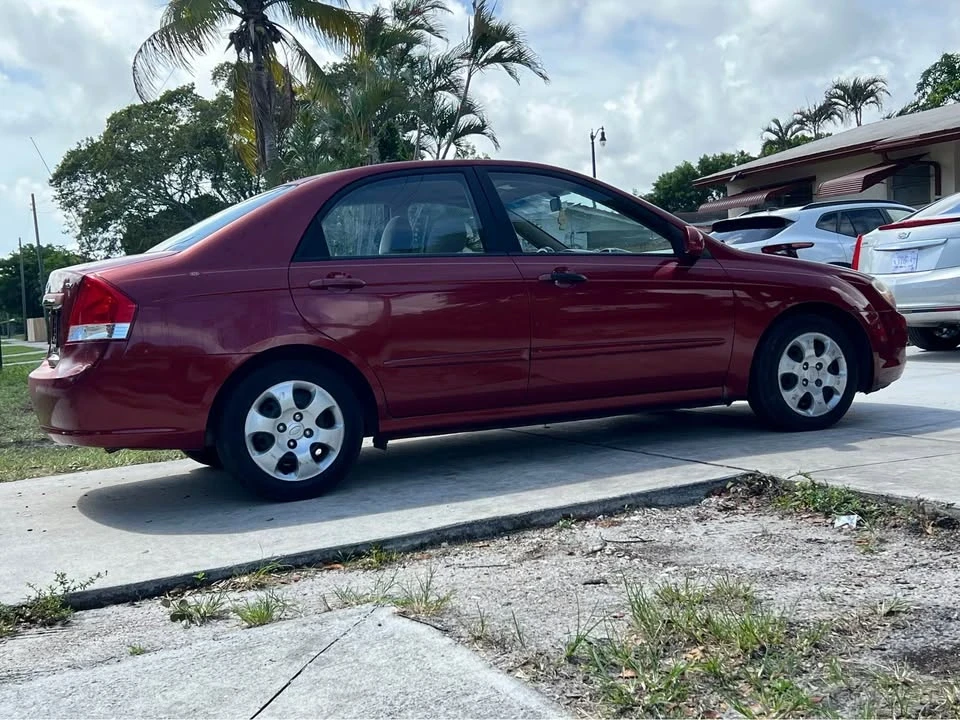 2008 Kia Forte - Image 2 of 7