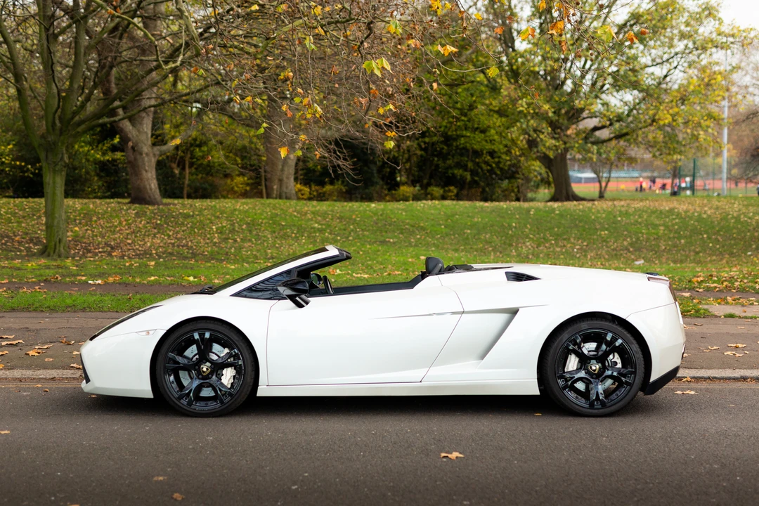 2008 Lamborghini Gallardo - Image 15 of 31