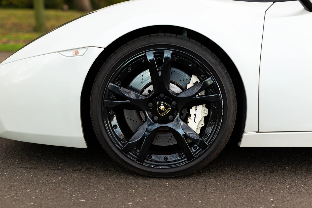 2008 Lamborghini Gallardo - Image 17 of 31