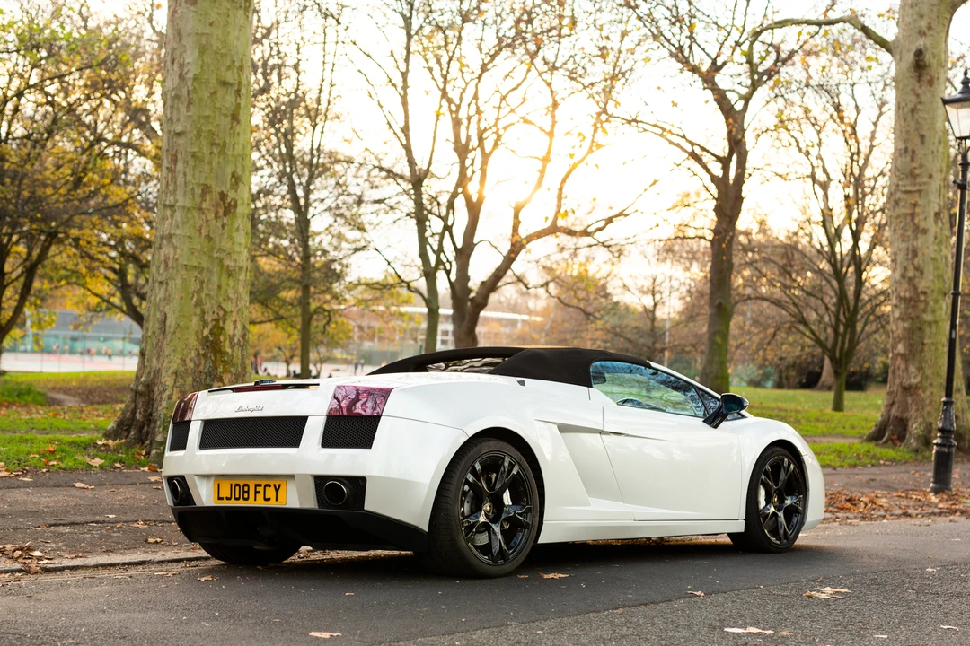 2008 Lamborghini Gallardo - Image 12 of 31