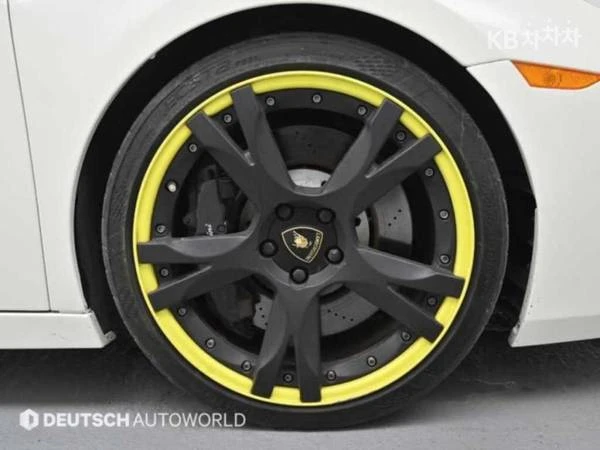2008 Lamborghini Gallardo - Image 5 of 20
