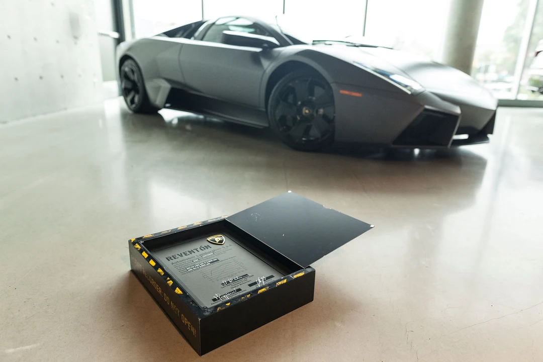 2008 Lamborghini Reventon - Image 12 of 31