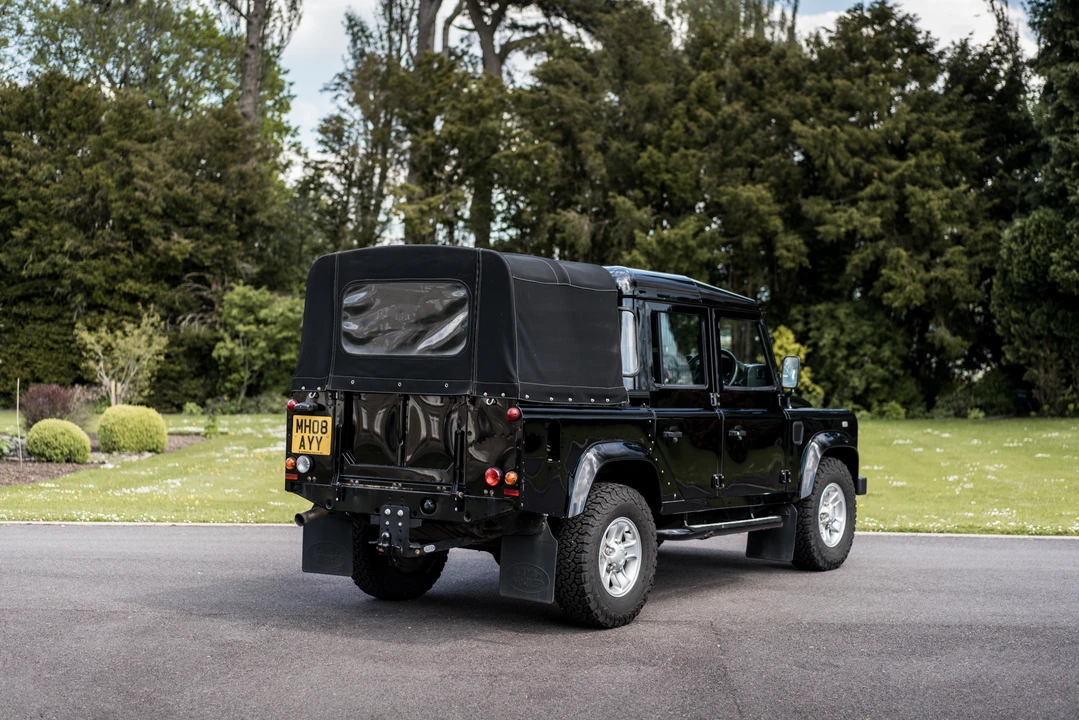 2008 Land Rover Defender 110 - Image 23 of 31