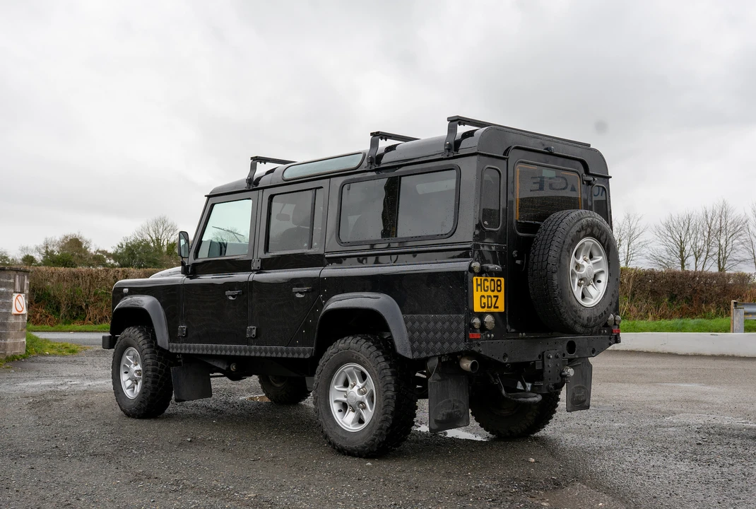 2008 Land Rover Defender 110 - Image 8 of 31