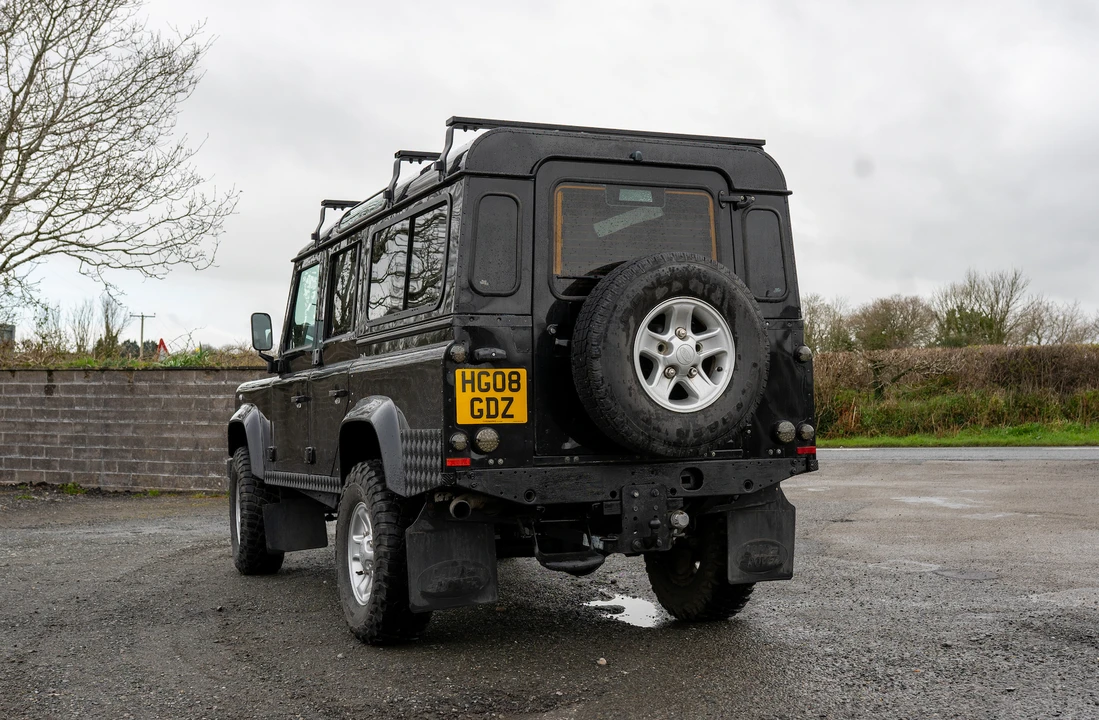 2008 Land Rover Defender 110 - Image 9 of 31