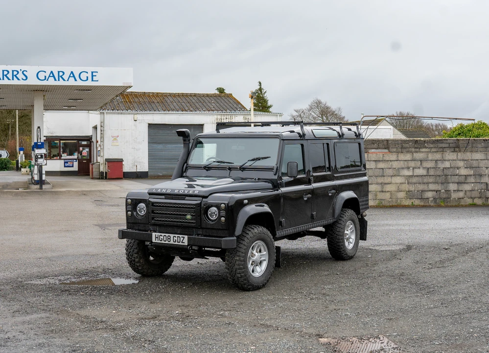 2008 Land Rover Defender 110 - Image 17 of 31