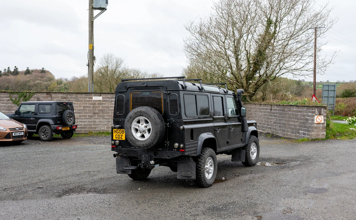 2008 Land Rover Defender 110 - Image 23 of 31