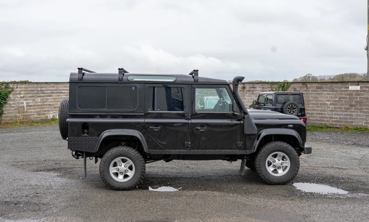 2008 Land Rover Defender 110 - Image 25 of 31