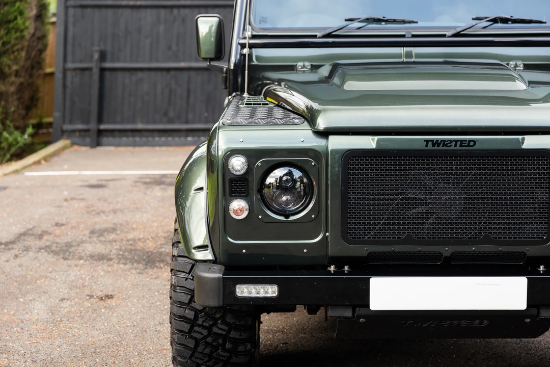 2008 Land Rover Defender 110 - Image 18 of 31