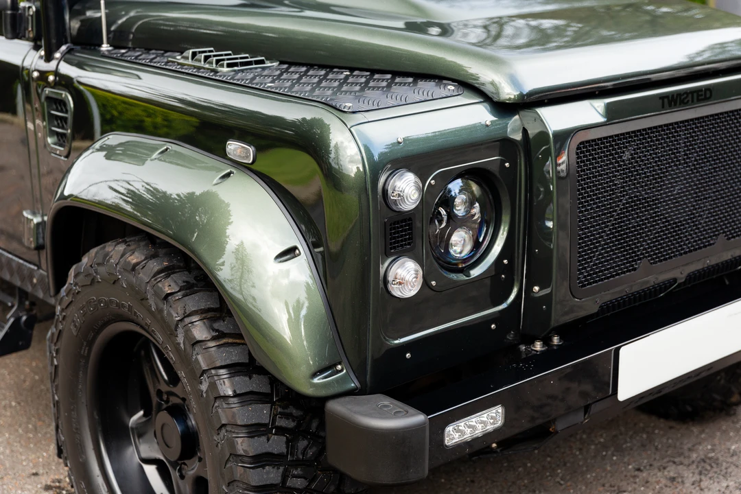 2008 Land Rover Defender 110 - Image 21 of 31