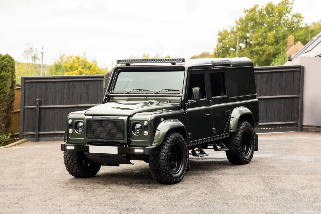 2008 Land Rover Defender 110 - Image 4 of 31