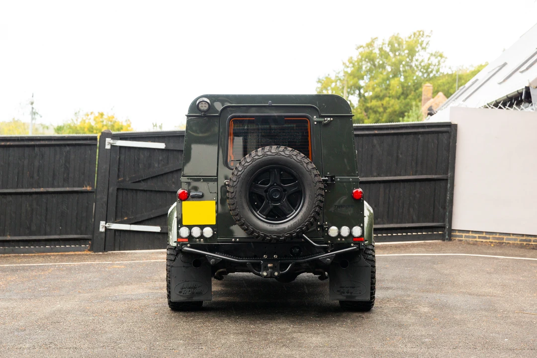 2008 Land Rover Defender 110 - Image 7 of 31