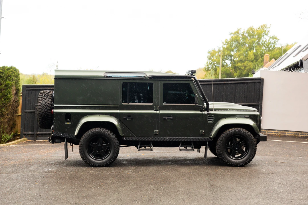 2008 Land Rover Defender 110 - Image 9 of 31