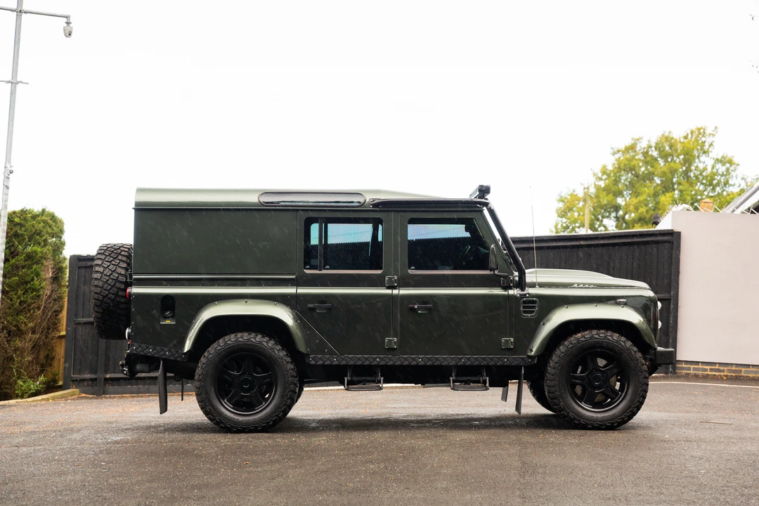 2008 Land Rover Defender 110 - Image 14 of 31